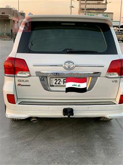 تۆیۆتا لاند کروزەر